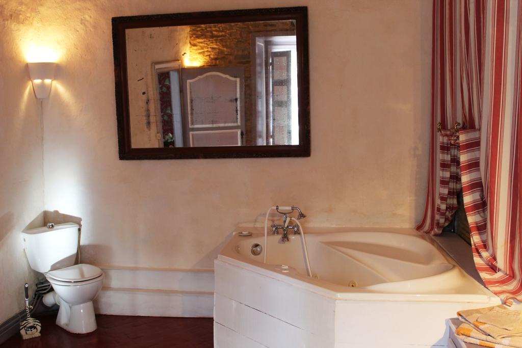 Bourg-des-Comptes Chateau Du Boschet B&B 외부 사진
